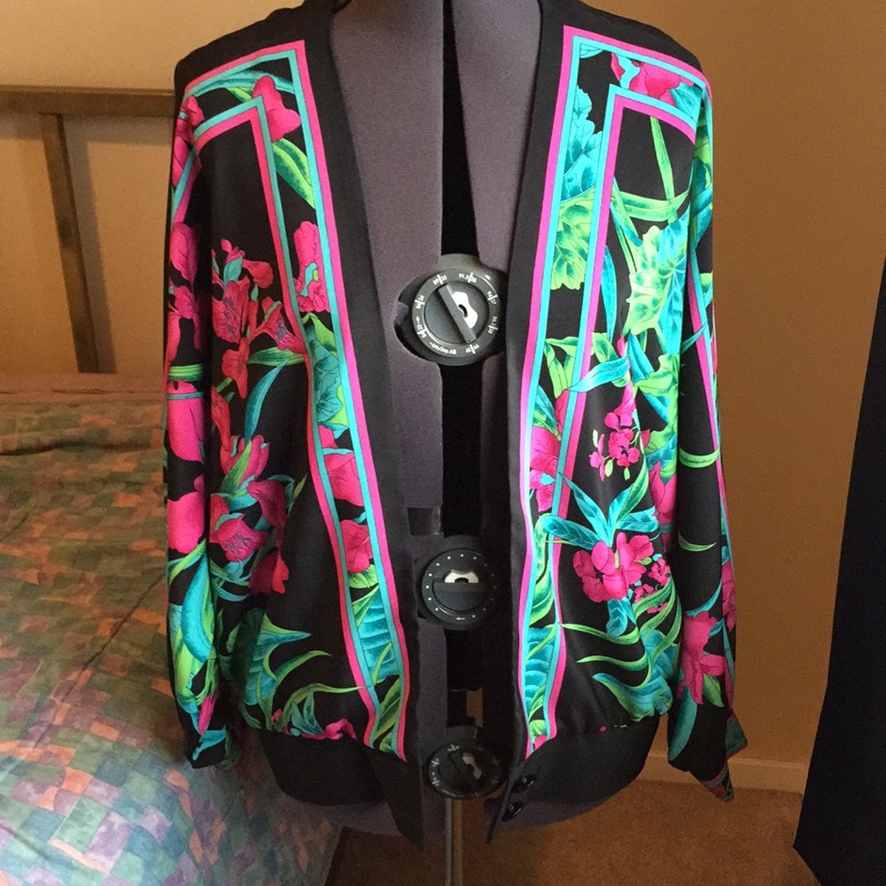 80s flowy floral top